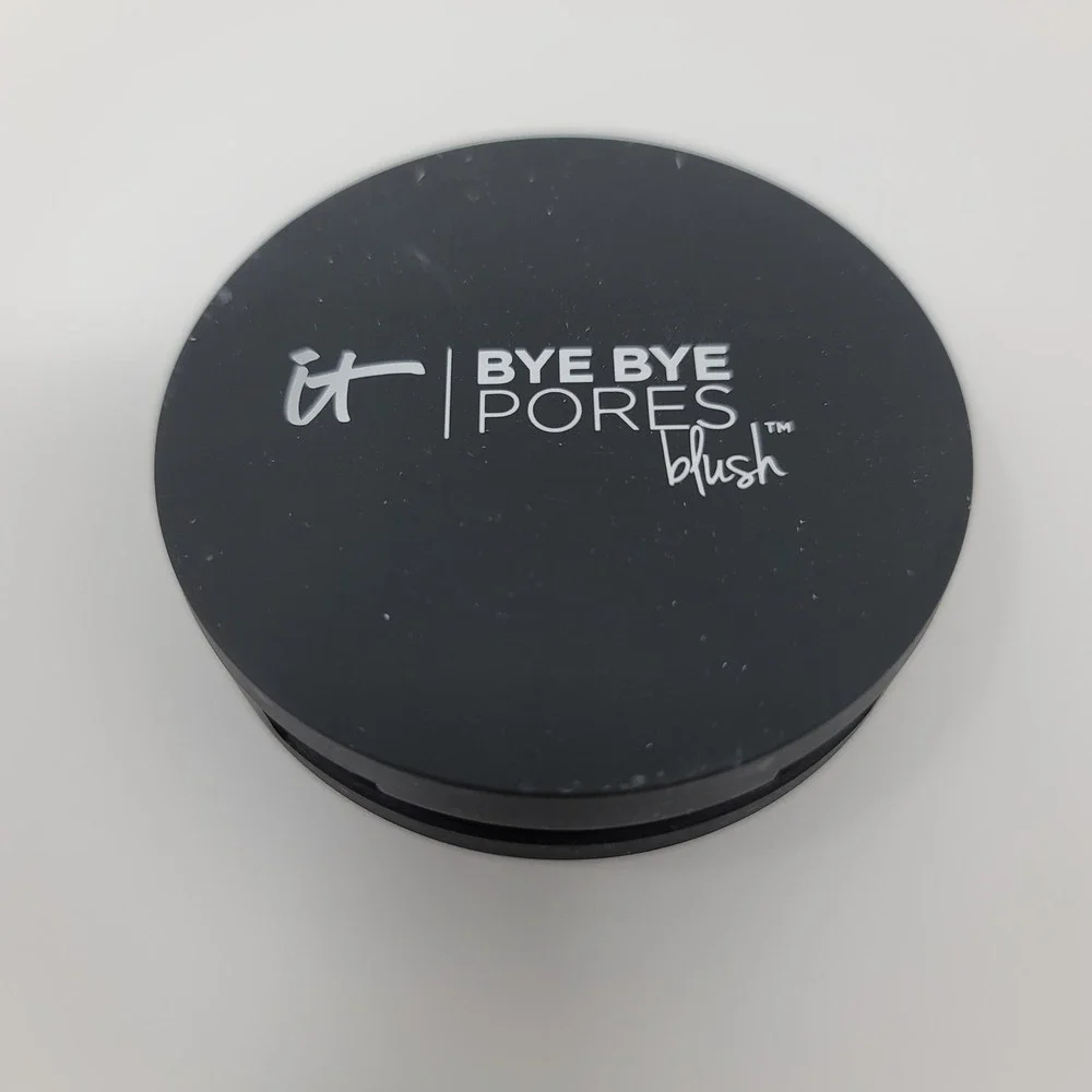 IT Cosmetics Bye Bye‎ Pores Airbrush Blush 0.192 oz Je Ne Sais Quoi New